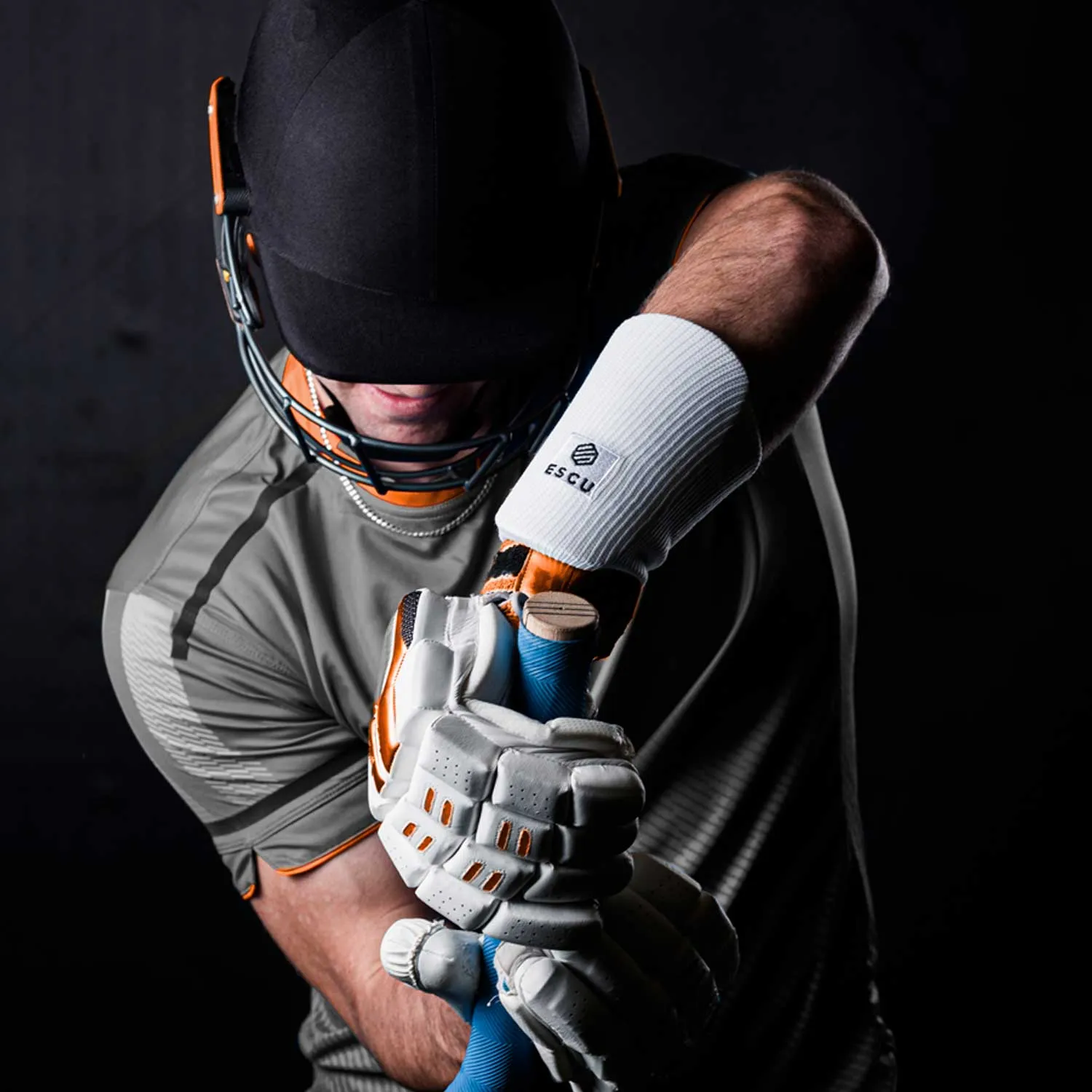 ESCU Cricket Wrist / Armguard - Junior